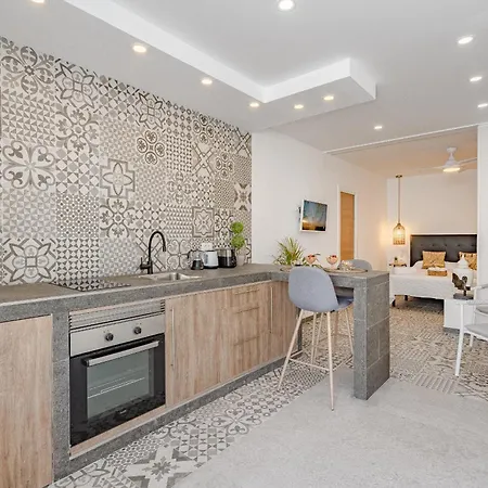 Margot Apartman Callao Salvaje