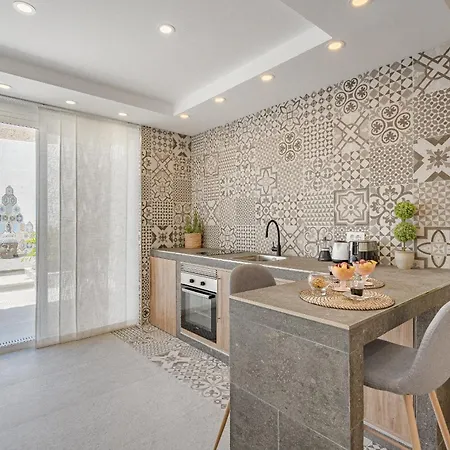 Margot Callao Salvaje